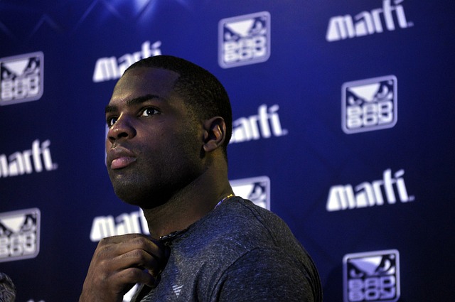 迈向战略新 迈向战略新